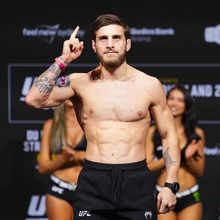 UFC 312: Колби Тикнесс против Александра Топурии