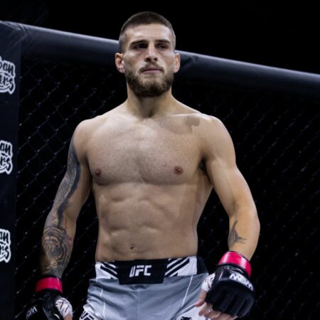 Дваллишвили готов уступить чемпионский титул UFC брату Топурии