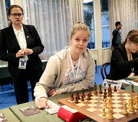 Третий тур юниорского первенства мира по шахматам завершился в Черногории