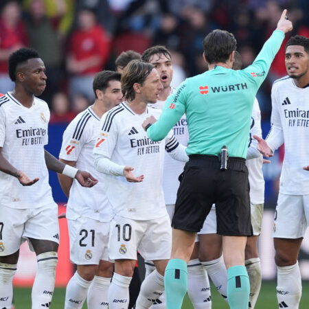 Спорная красная карточка Беллингема в матче Реал Мадрид — Осасуна