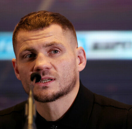 Красюк прокомментировал бой Беринчика и Дэвиса