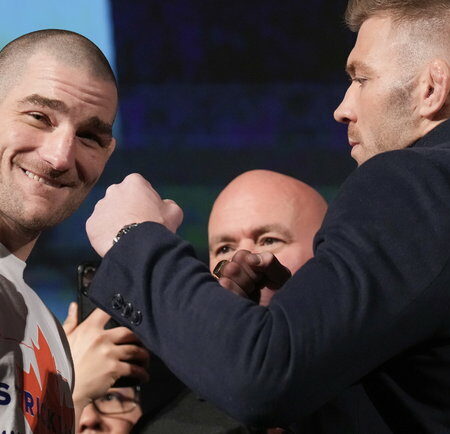 Стрикланд признал превосходство Дю Плесси после поражения