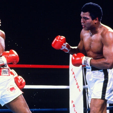 Ларри Холмс дает неожиданную оценку Тайсону и Форману