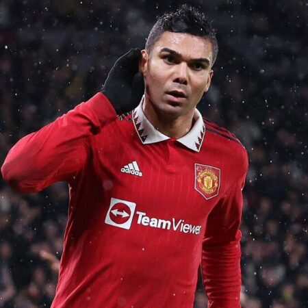 Казимиро стоит «Манчестер Юнайтед» слишком дорого на поле и за его пределами