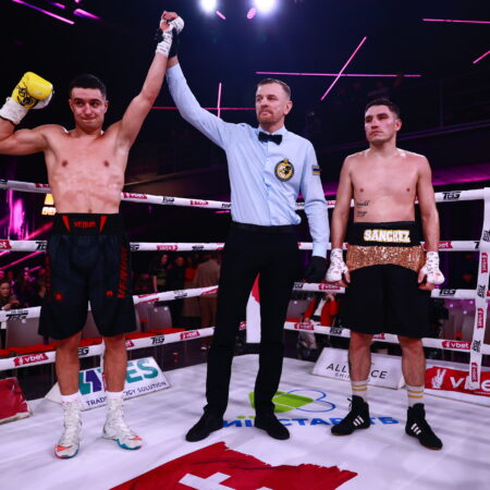 Фото победного боя Харцыза в Киеве