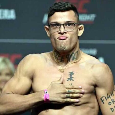 Борральо планирует нокаутировать Уиттакера