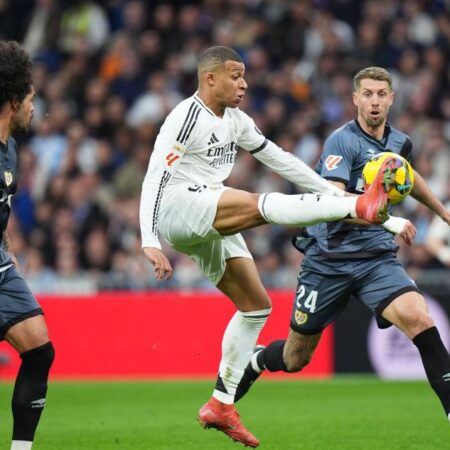 Невероятный сольный гол Винисиуса Жуниора в матче Реала против Райо Вальекано