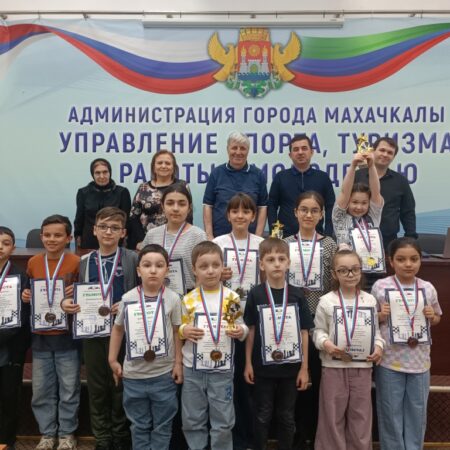 В Махачкале дан старт детскому Кубку Дагестана по быстрым шахматам