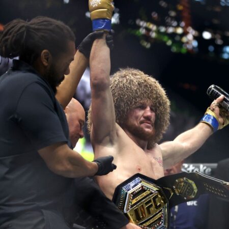 Двалишвили объяснил, почему Махачев должен драться с Топурией