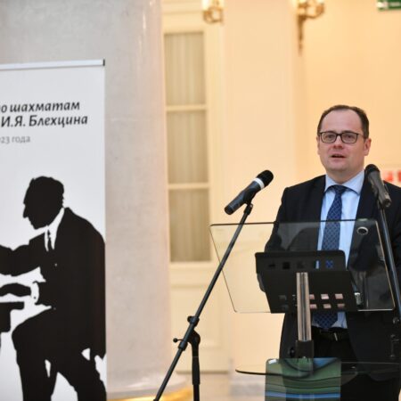 Мемориал Блехцина по блицу в Санкт-Петербурге: победа Максима Турова