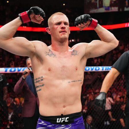 Йен Гарри объявил, что станет запасным участником титульного боя Мухаммад — Делла Маддалена