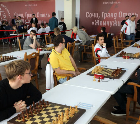 Лидеры мужской Премьер-лиги сохраняют позиции