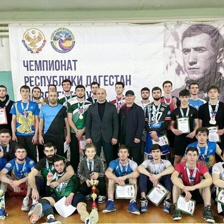 В Махачкале прошли соревнования среди студентов и преподавателей ДГУ