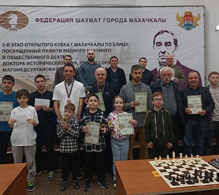 Состоялся 2-й этап открытого Кубка Махачкалы по блицу