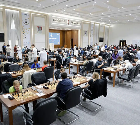Международный фестиваль шахмат стартовал в Шардже