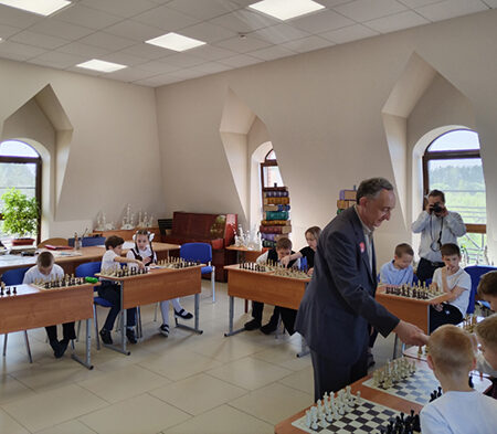 Ленинградская область присоединилась к акции ФШР «80 сеансов к 80-летию Победы»