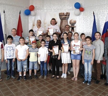 В Тольятти отметили День города блицтурниром по шахматам