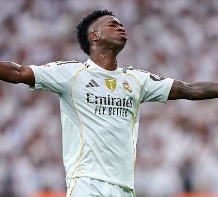 Ошибка Хаби Алонсо: Почему Винисиус Жуниор должен был начать матч Лиги Чемпионов в старте