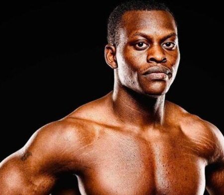 Бокс: Лоик Лаэ сразится с Руфусом-Венис Камара-Маколей