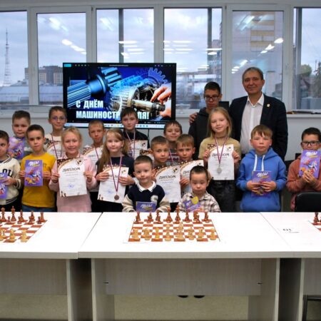 В Чувашии День машиностроителя отметили шахматным турниром