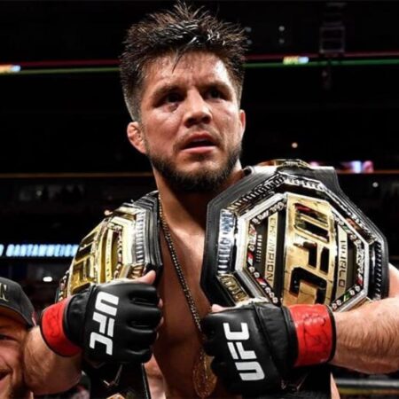 Генри Сехудо предлагает супербой Джонса против Перейры для турнира UFC в Белом доме