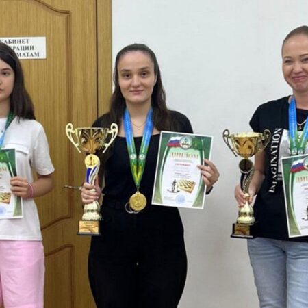 Чемпионаты Адыгеи по рапиду: Итоги турниров в Майкопе