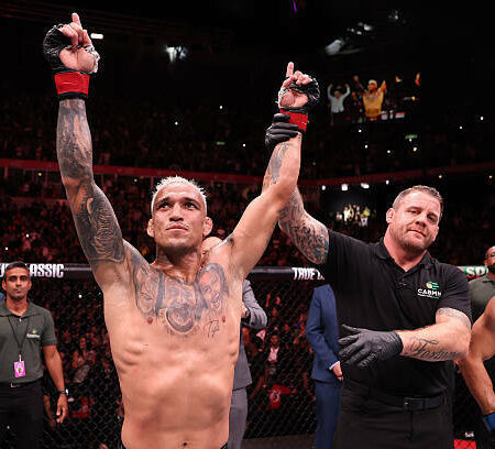 UFC Fight Night 261: Ласерда против Оливейры – Расписание, время начала и бойцовский кард