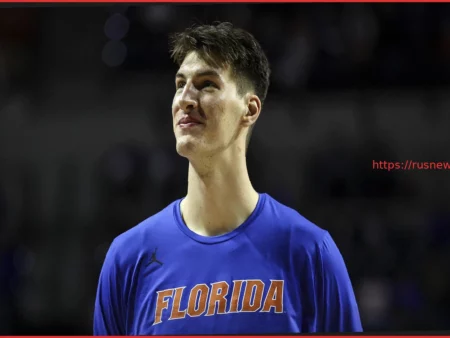 Оливье Риу, центровой Florida Gators ростом 236 см, вошел в историю как самый высокий игрок в турнире NCAA