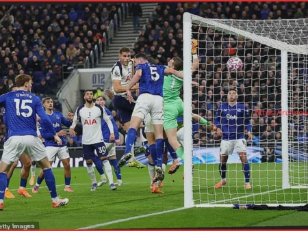 «Ливерпуль» намерен опередить «Тоттенхэм» и «Эвертон» в борьбе за звезду АПЛ – отчет