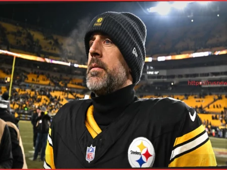 Майкл Питтман-младший предсказывает будущее Аарона Роджерса: Сыграет ли квотербек в 2026 году?