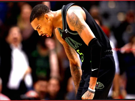 Деджонте Мюррей в тренде после вирусного фото и видео, где он смотрит на Джамала Шида после эпичного «слома лодыжки»