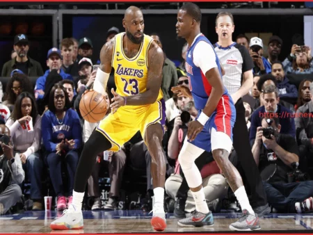 «Лейкерс» прервали впечатляющую серию побед, проиграв «Пистонс» и разочаровав фанатов