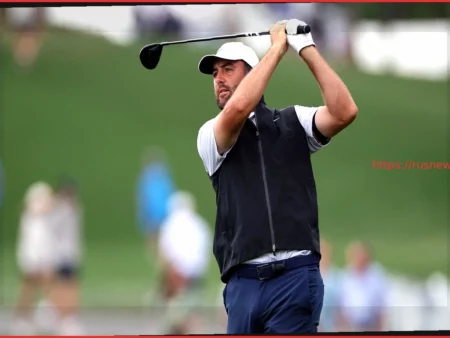 Скотти Шеффлер тренировался под проливным дождем после первого раунда The Players Championship