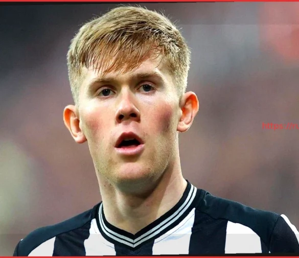 Ливерпуль, Арсенал и Манчестер Юнайтед в борьбе за звезду АПЛ Льюиса Холла стоимостью £30 млн