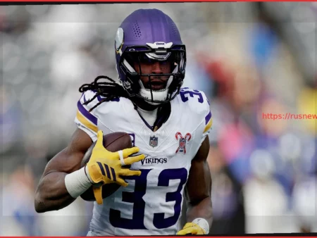 Аарон Джонс и «Викинги» Согласовали Пересмотренный Контракт После Слухов об Освобождении, Подробности Раскрыты