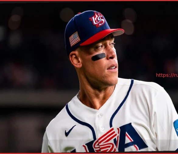 Болельщики празднуют выход сборной США в четвертьфинал Мировой бейсбольной классики благодаря победе Италии над Мексикой