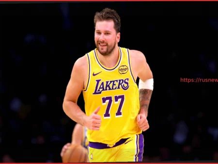 Лука Дончич укрепляет позиции в гонке за MVP в победе «Лейкерс» без Леброна