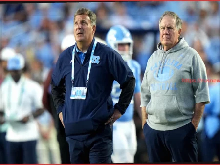 Майкл Ломбарди опровергает «фальшивые» слухи о Билле Беличике и UNC после первого сезона