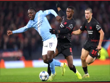 Манчестер Юнайтед и Арсенал вступают в борьбу за звезду «Астон Виллы» Моргана Роджерса