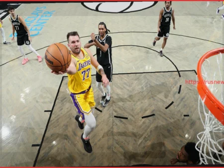 Luka Doncic Exits with Injury vs. Thunder, Latest Updates on Lakers Star