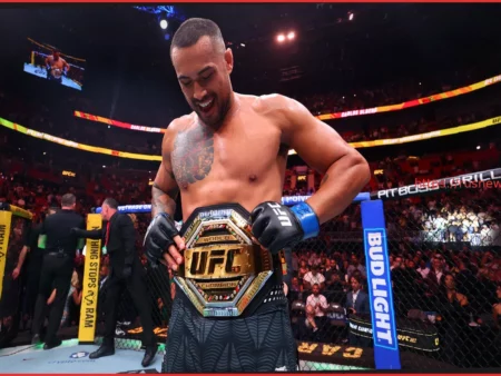 Карлос Ульберг: Потеря чемпионского пояса UFC после шокирующей победы нокаутом над Йиржи Прохазкой