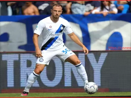 Манчестер Юнайтед ведет переговоры о подписании игрока за 90 миллионов фунтов с 18 голевыми действиями, но Челси может помешать сделке