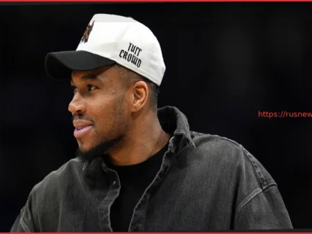 Слухи о Джаннисе и поиске главного тренера «Бакс» после слухов о найме Тейлора Дженкинса