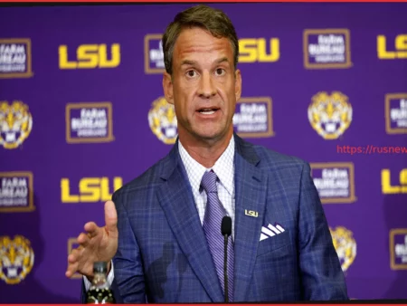 Лэйн Киффин из LSU прокомментировал прошлые высказывания об Ole Miss и наборе игроков в студенческий футбол
