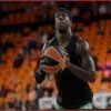 Потасовка Кендрика Нанна и Тайрика Джонса после финальной игры чемпионата Греции
