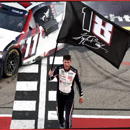Денни Хэмлин отдал дань уважения Кайлу Бушу, сравнив его с легендой NASCAR по количеству побед